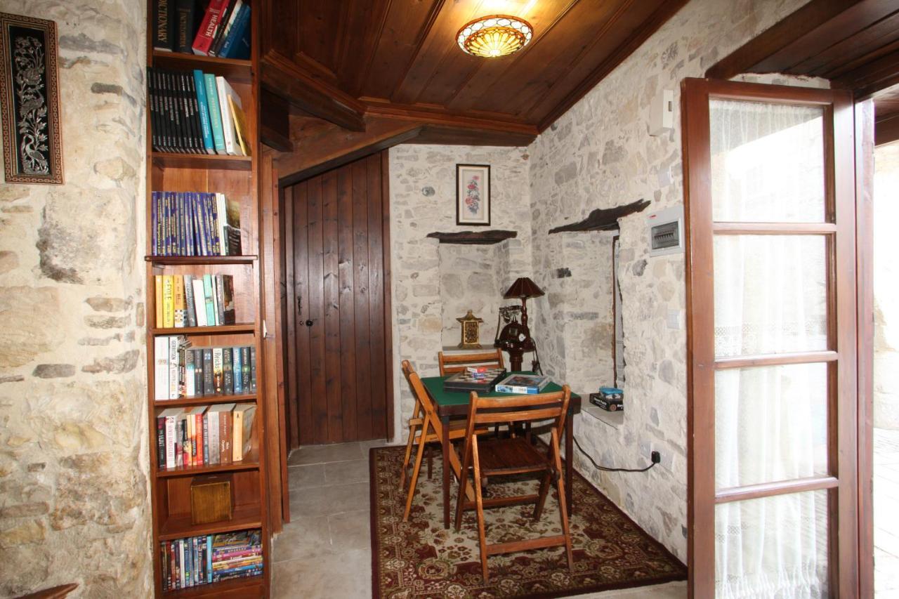 Afames House - Beautiful Traditional House Omodos Bagian luar foto