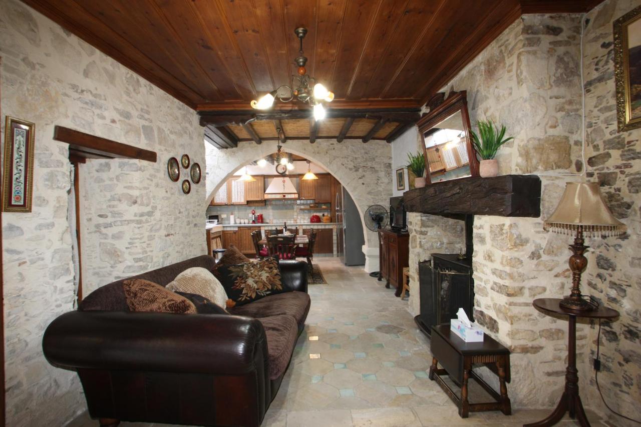 Afames House - Beautiful Traditional House Omodos Bagian luar foto